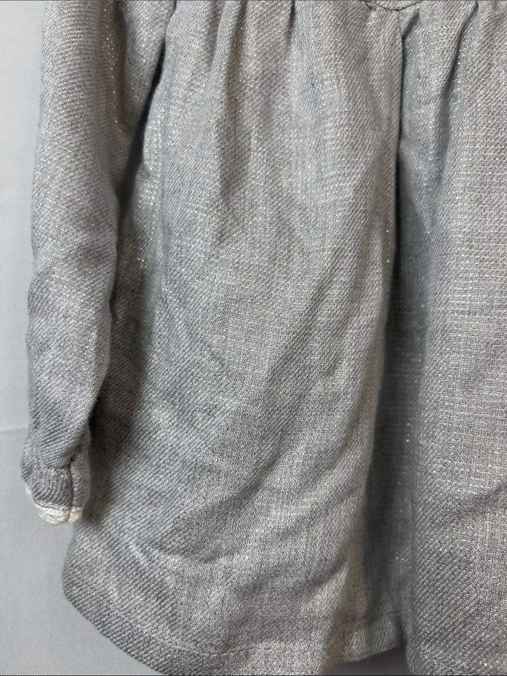 cupcakes & cashmere excellent preowned